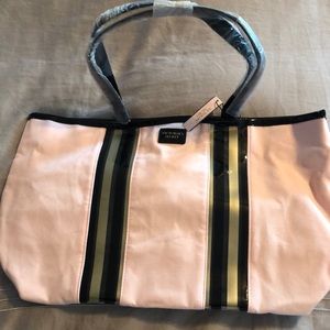 Victoria Secrets Tote. NWT and comes with smaller bag